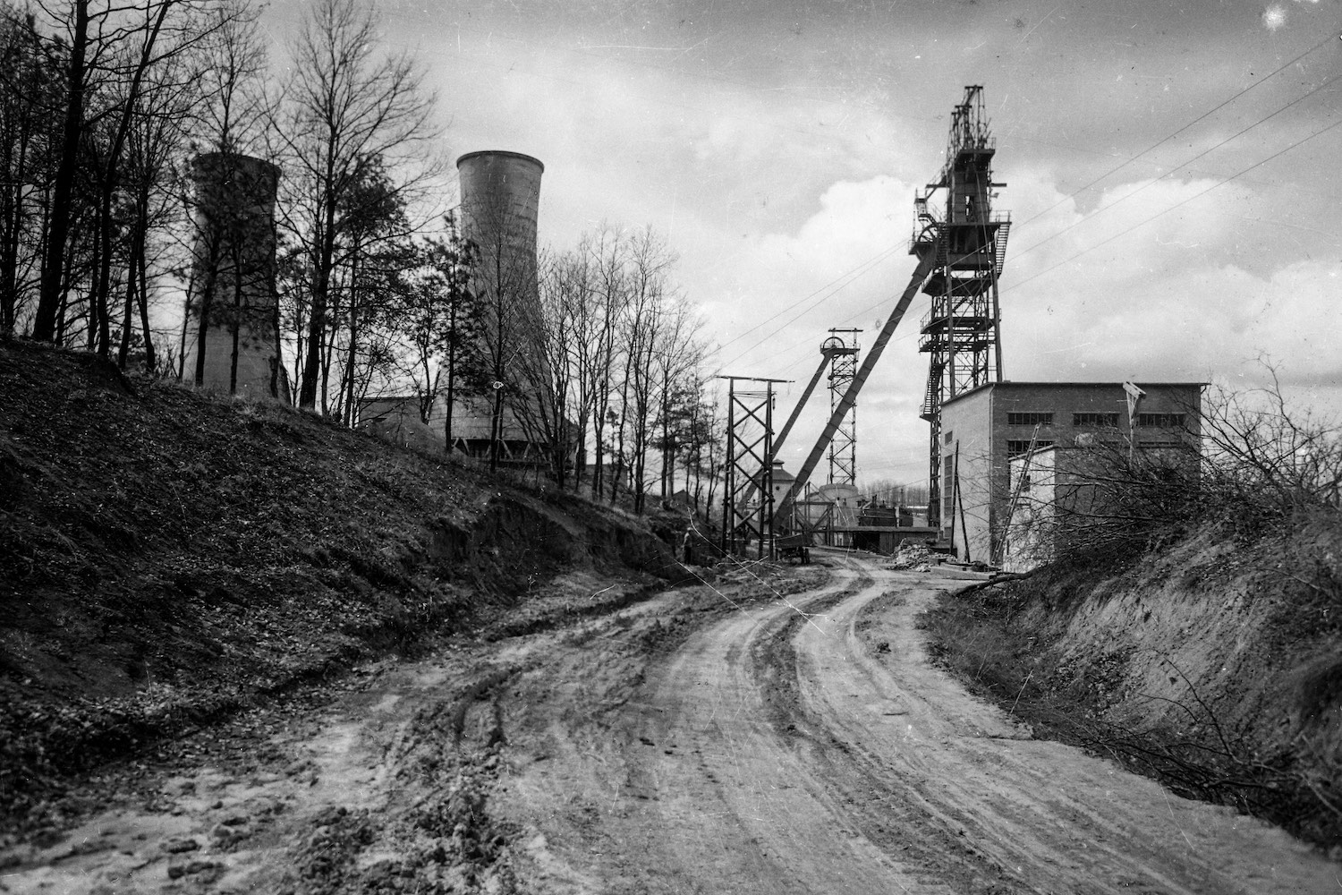 A Kossuth-akna 1955-ben. (Fotó: Fortepan/Kotnyek Antal)