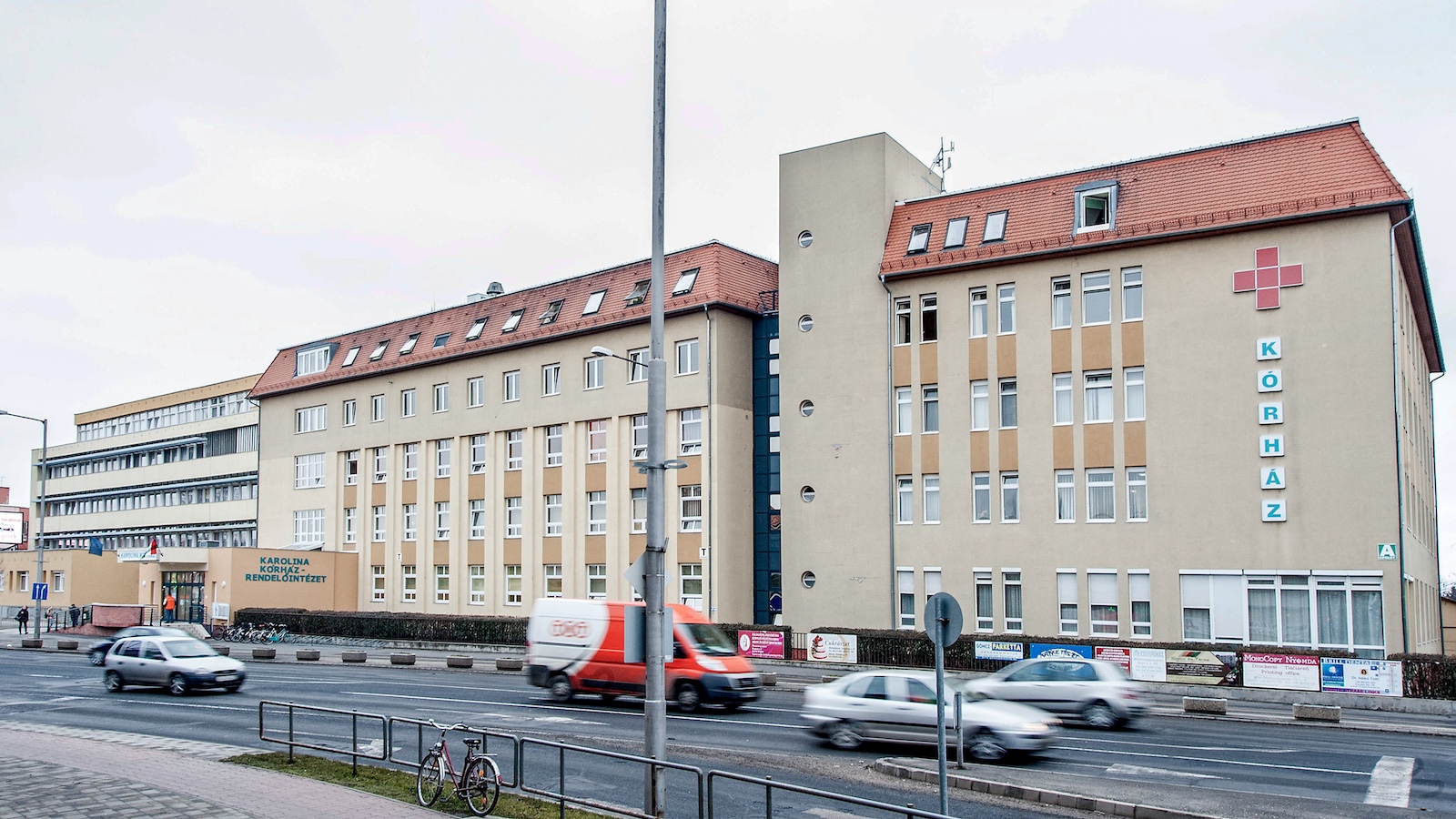 www.valaszonline.hu