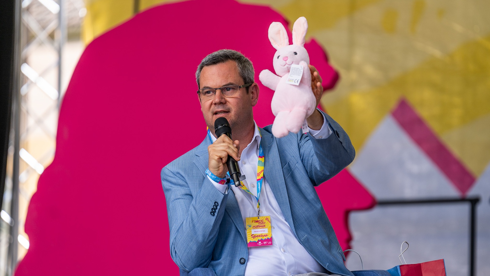 Keresd a nőt! – így került kulcspozícióba Takács Péter, rokonai meg milliárdos bizniszek közelébe Kép